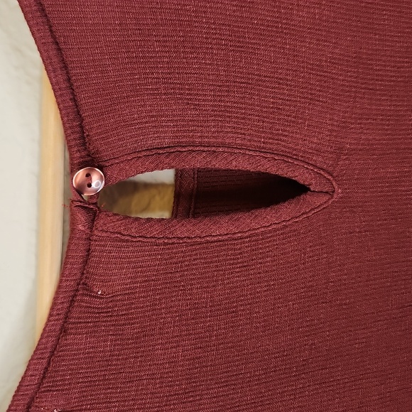 Flowy Ruffle Sleeve Top - Picture 4 of 5